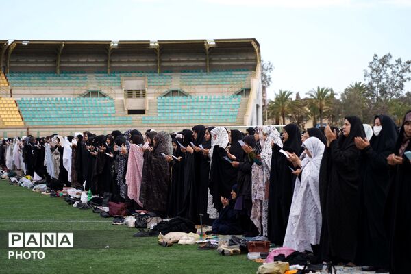 برپایی نماز عید سعید فطر در بم