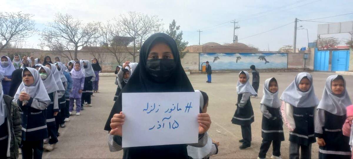 مانور زلزله و توضیح نکات ایمنی درمدرسه تکتم خلیل آباد 