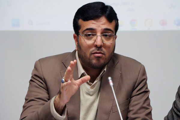 برگزاری نشست خبری مدیرکل راه و شهرسازی استان یزد و مدیران دستگاه‌های متولی مسکن
