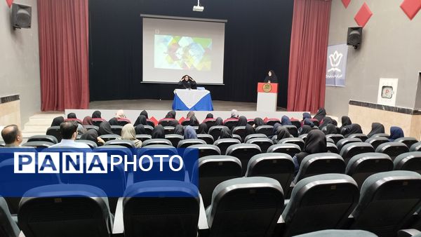 گردهمایی مراقبین سلامت مدارس ناحیه ۷ مشهد