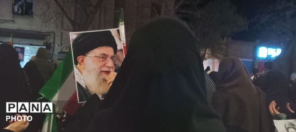 حضور گسترده و پرشور مردم انقلابی نیشابور در مراسم شهادت رهبر شهید