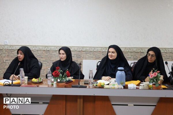 جلسه هماهنگی امتحانات نهایی در قرچک 