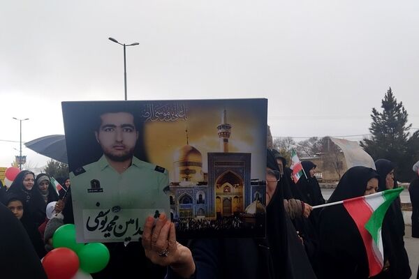 تجلی همبستگی در راهپیمایی ۲۲ بهمن