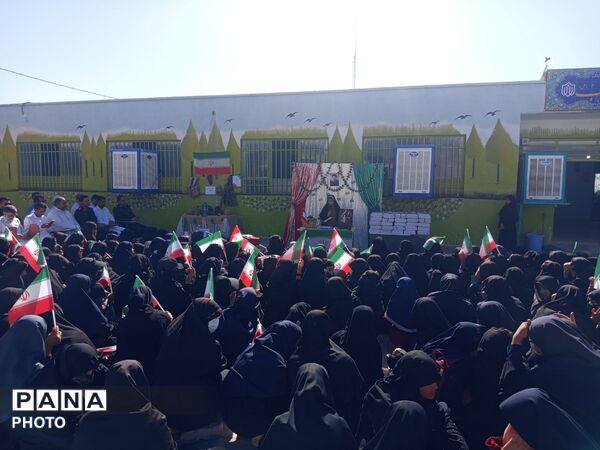 مهر در مدارس لاشار و گلشن با رصد آموزشی و زنگ مقاومت آغاز شد
