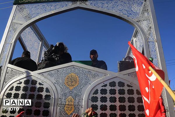 آخرین وداع؛ پیکر رهبر شهید در ایستگاه پایانی