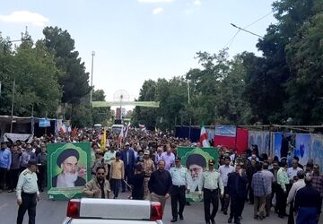جواب دندان شکن مردم نیشابور و حضور بی نظیر آنها در راهپیمایی جمعه خشم