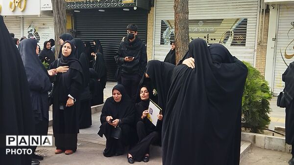 شهر نیشابور مشکی پوش شد-۴