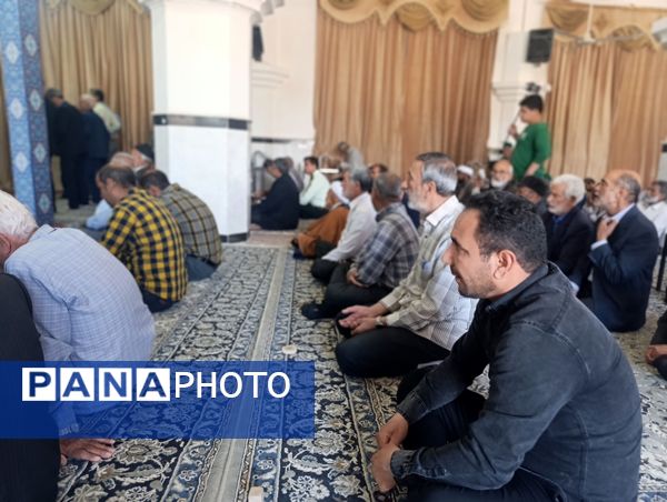 نماز جمعه در خلیل آباد