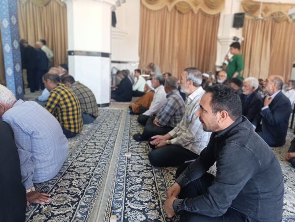 نماز جمعه در خلیل آباد