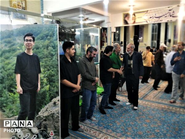 بزرگداشت چهلمین روز شهادت دانش‌آموز «سیدمحمد حسینی مقدم» در قم