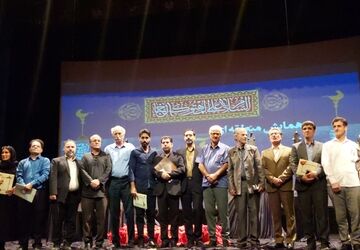 شکوه شعر  آیینی با نبض واژه‌ها درارشادالیگودرز
