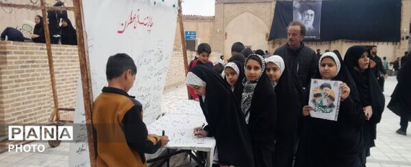 حضور هیئت دختران حاج قاسم دهنو در مراسم روز قدس خلیل آباد 