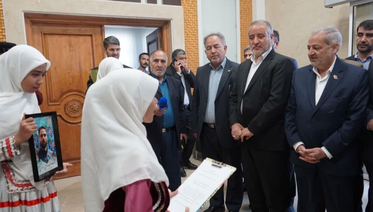 وزیر آموزش و پرورش وارد خراسان جنوبی شد