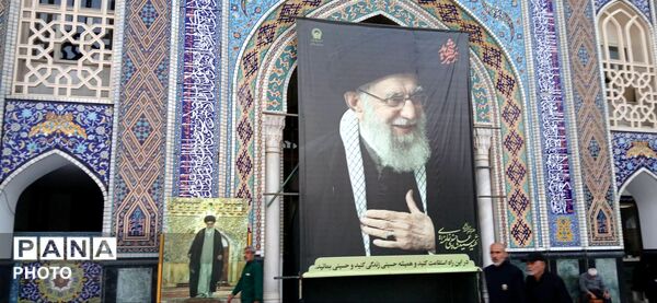 آماده‌سازی حرم مطهر رضوی برای استقبال از آقای شهید ایران 