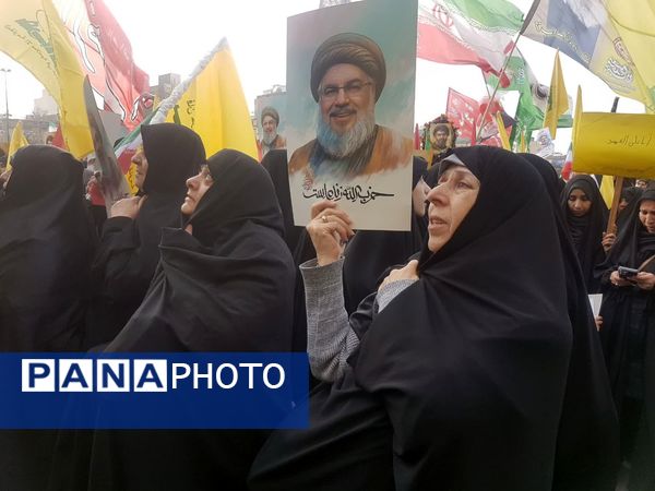 تشییع نمادین شهدای مقاومت درمشهد