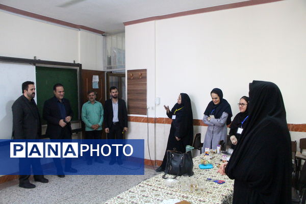 اولین روز جشنواره بازی‌های فکری در شهر یزد