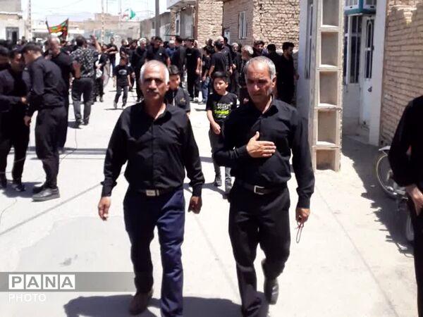 در هشتمین روز ماه محرم طنین نوای یا حسین در کوچه‌های فدافن پیچید
