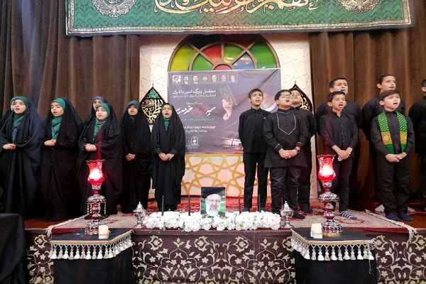 محفل انس با قرآن فرهنگیان و دانش آموزان خراسان رضوی در یادبود شهید جمهور