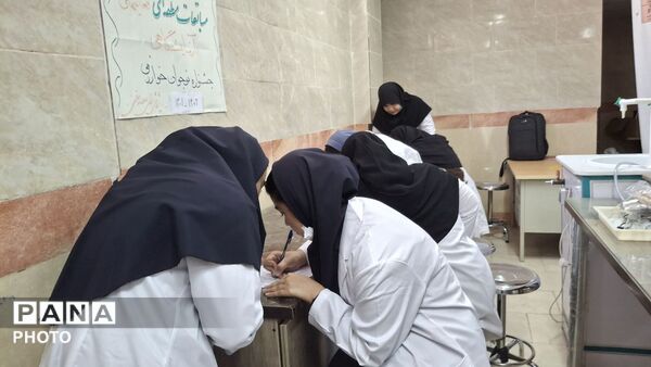 مرحله منطقه‌ای دوازدهمین جشنواره نوجوان خوارزمی در محور آزمایشگاه علوم 