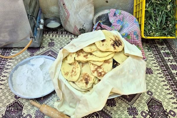  اولین جشنواره محصولات خانگی روستای سپیداران  ساوجبلاغ 