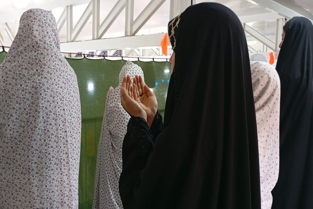 اقامه نماز عبادی سیاسی جمعه در هفته سوم  اردیبهشت ماه  شهر بار 