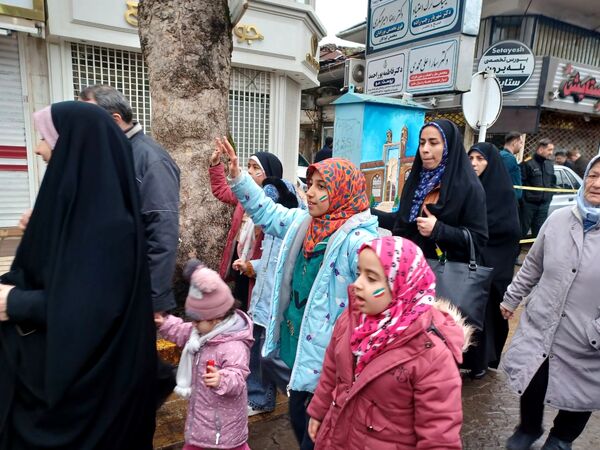 ملّت ایران در صحنه،انقلاب اسلامی در اوج
