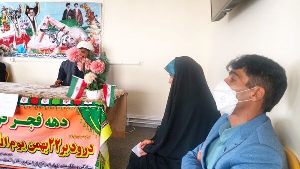جشن دهه فجر در مجتمع فرهنگی، آموزشی و خوابگاهی حضرت فاطمه معصومه (س) دیشموک