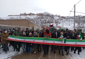 راهپیمایی باشکوه یوم الله ۲۲بهمن در شهر بار 