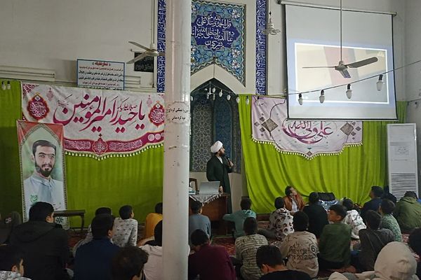 اولین روز حضور پسران ناحیه دو شهرری در مراسم معنوی اعتکاف 