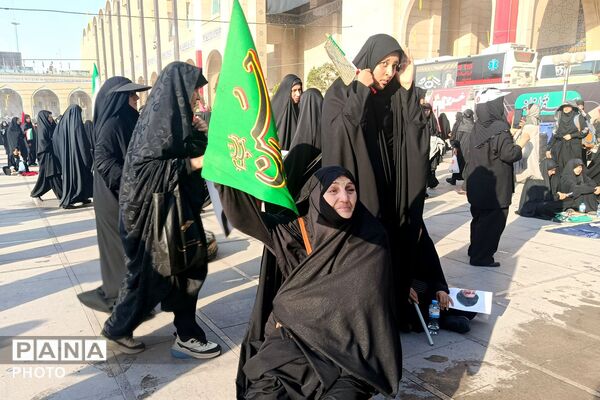 خروش اشک و حماسه در میعادگاه تهران