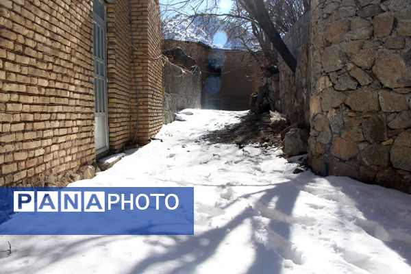 روز برفی و دل انگیز ده‌بالا یزد