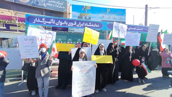 راهپیمایی ۲۲ بهمن در خراسان جنوبی 