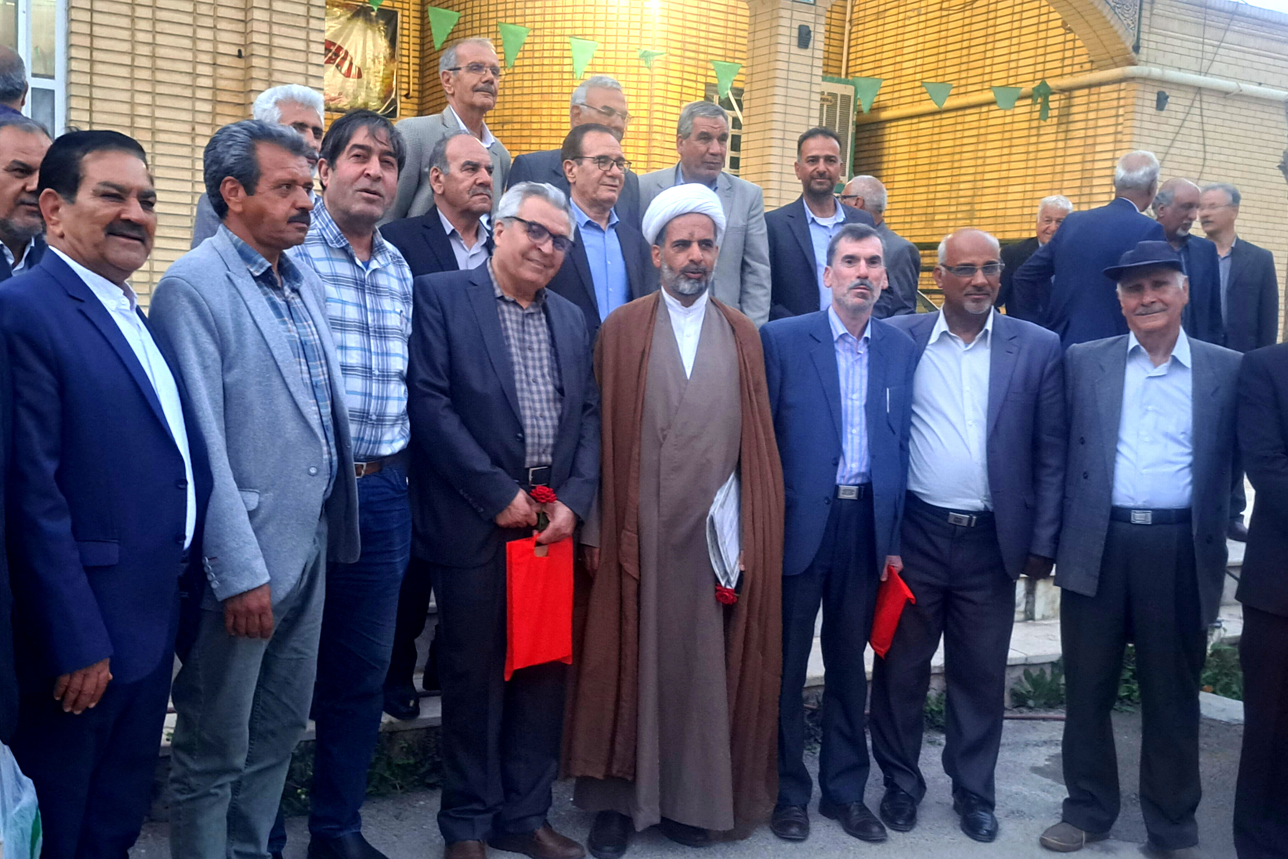 جشنی برای یک قرن آموزش