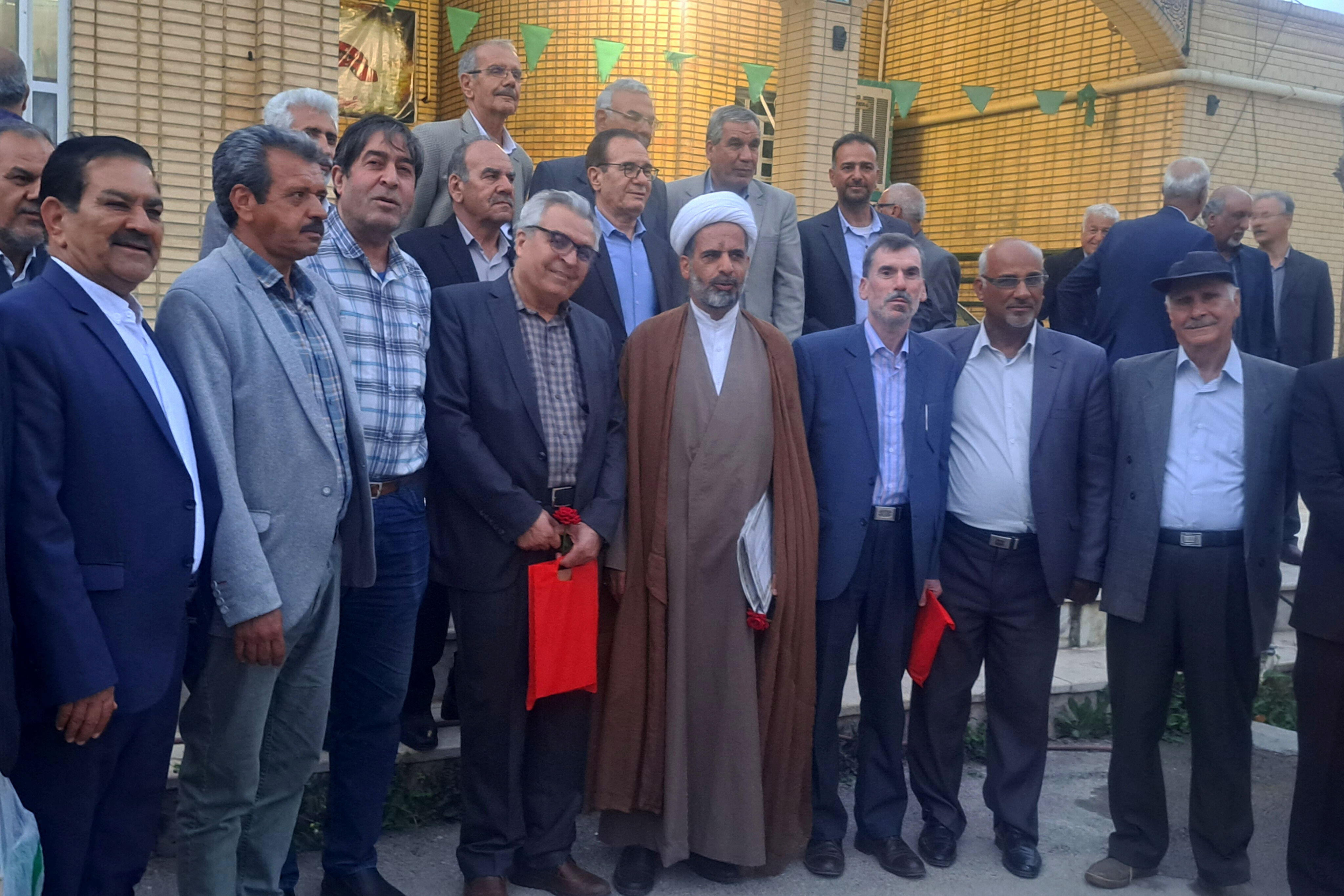 جشنی برای یک قرن آموزش