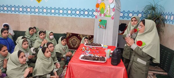 جشن مبعث در مدرسه شهید معظم شهرستان قدس