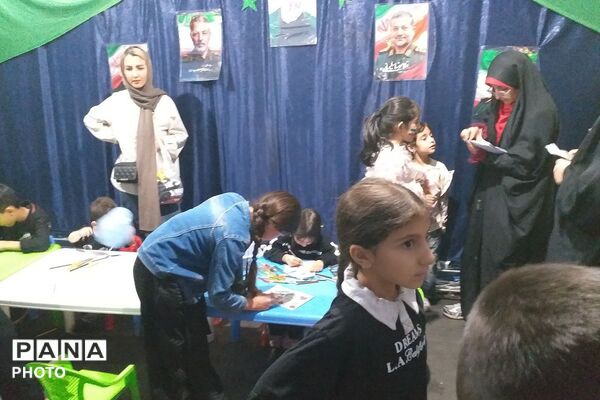 راهپیمایی مردم اندیشه فاز یک در مقابل مسجد امام جعفر صادق 