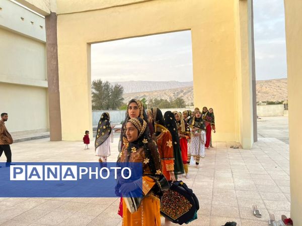 جشنواره سرود در فرهنگسرای فین