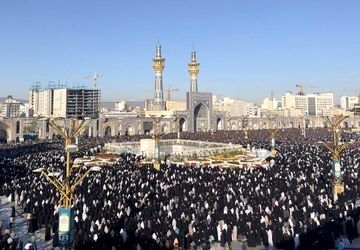 حس‌وحال دانش‌آموزان در نماز عید فطر 