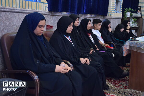 ترویج فرهنگ عاشورایی در آیین «احلی من العسل» زرقان