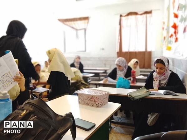 کلاس های جبرانی تابستانه دبستان حضرت زینب (س) شهر جعفریه 