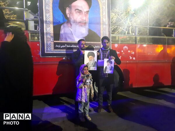 تجمع بزرگ مردم غیور و ولایتمدار نیشابور در خونخواهی از امام شهید