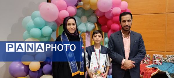 تجلیل از مقام آوران المپیاد رویش ناحیه یک