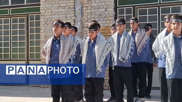 همدلی مردم و مسئولان مروست در بزرگداشت یوم‌الله ۱۳ آبان