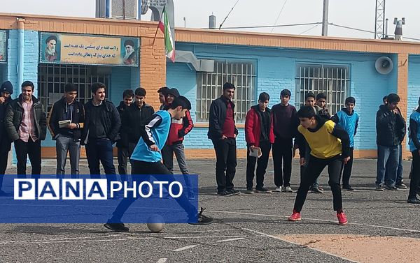 روز سوم  از مسابقات گل کوچک دبیرستان شاهد ابوذر غفاری نیشابور