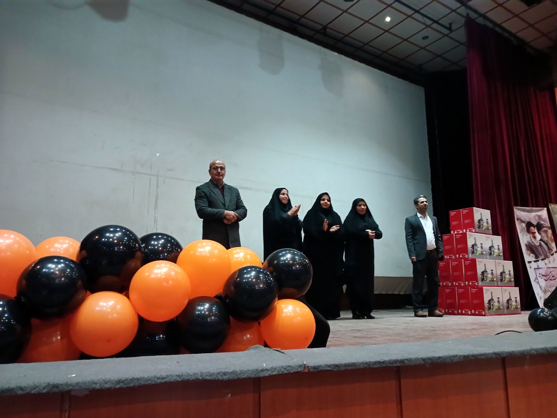 همایش «طرح ایتام» برای کودکان یتیم و محسنین با هدف تقویت فرهنگ مددکاری صورت گرفت