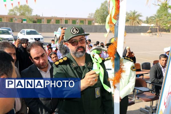 زنگ ایثار و مقاومت در مدارس ریگان 