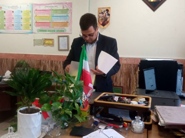 بازدید مدیر اداره ناحیه یک از دبیرستان گلشن آزادی