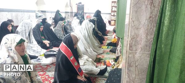 اقامه نماز جمعه عبادی سیاسی در  هفته آخر در اسفند ماه 