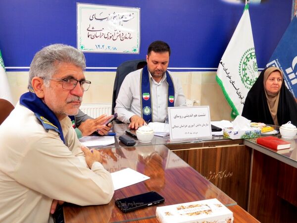 نشست هم‌اندیشی روسای سازمان دانش‌آموزی استان خراسان شمالی