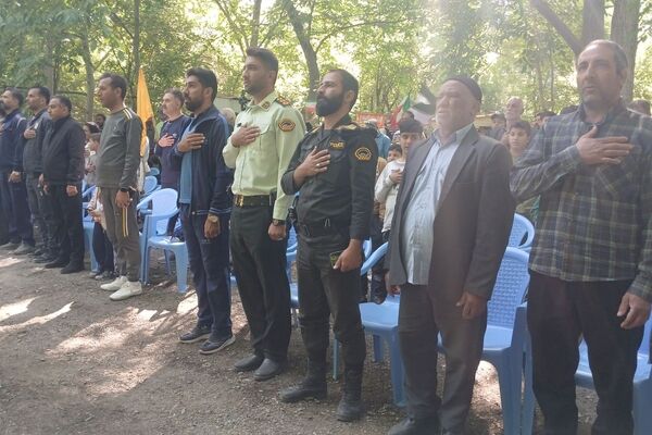 پیادروی خانوادگی در روستای مارکده سامان